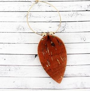 Cork Petal Pendant Necklace